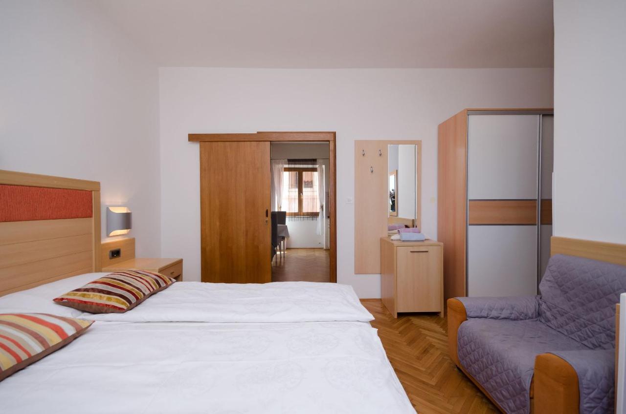 Apartments Mirjana B Lopar Luaran gambar