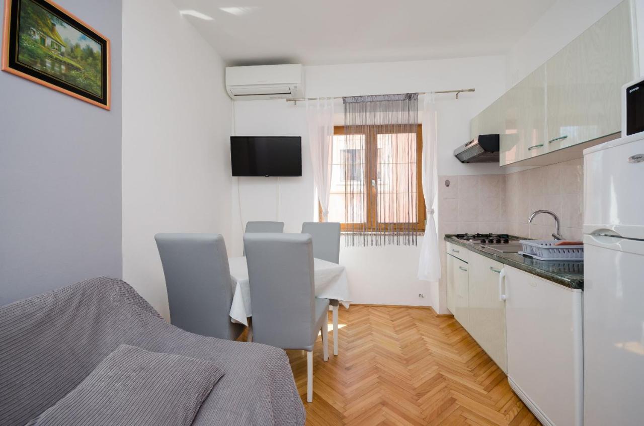 Apartments Mirjana B Lopar Luaran gambar