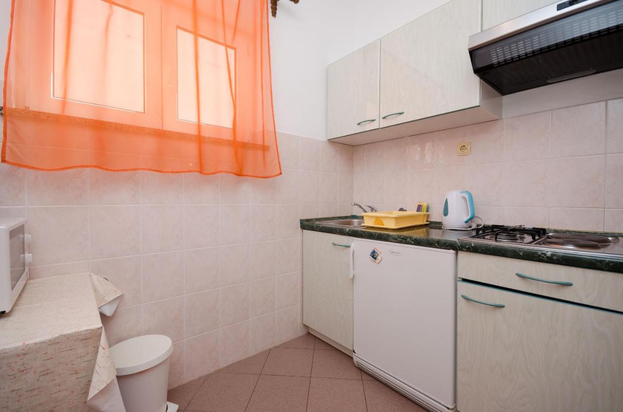 Apartments Mirjana B Lopar Luaran gambar